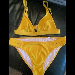 Shade & Shore Yellow Bikini Size Medium
